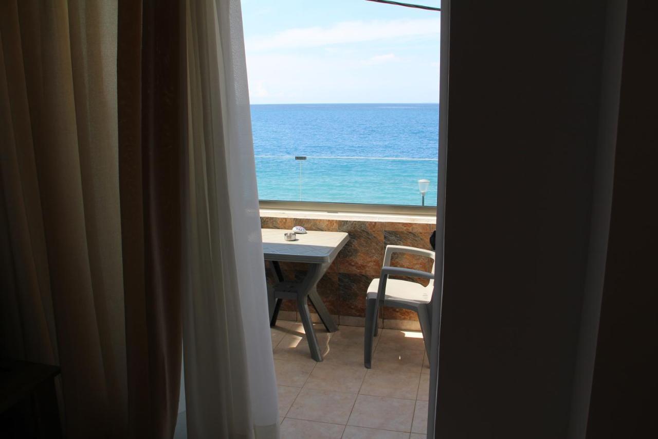 Sea Pearl Luxury Apartment Rhodes City Exterior foto
